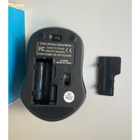 LeadsaiL Wireless Mouse, 2.4GHz USB, Noiseless, Compact, Portable, Black - Picture 4 of 6